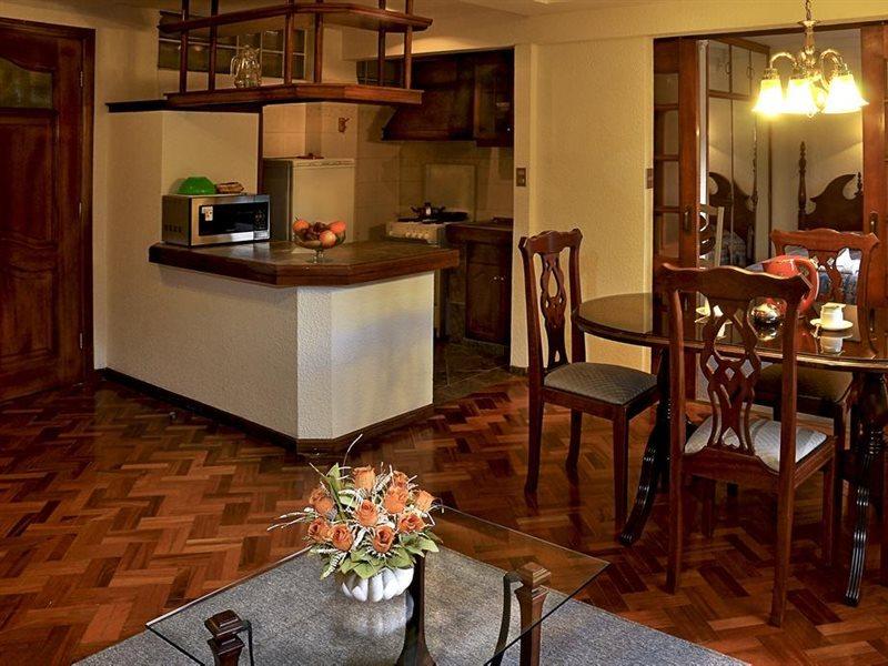 Alcalá Apart Hotel La Paz Esterno foto