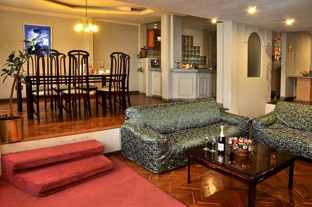 Alcalá Apart Hotel La Paz Esterno foto