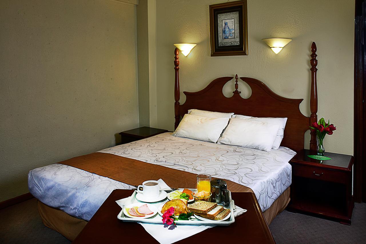 Alcalá Apart Hotel La Paz Esterno foto
